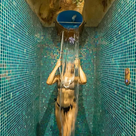 Aquashow Park 4*