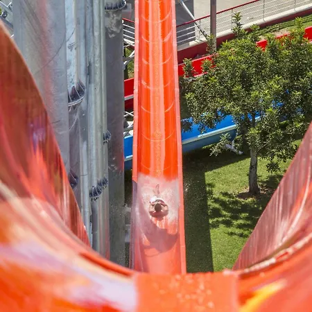 Aquashow Park Ξενοδοχείο 4*