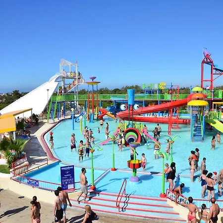 Aquashow Park Hotel