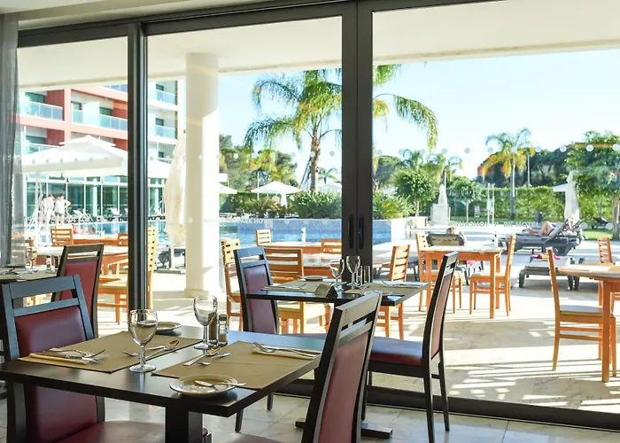 Aquashow Park מלון קווארטיירה