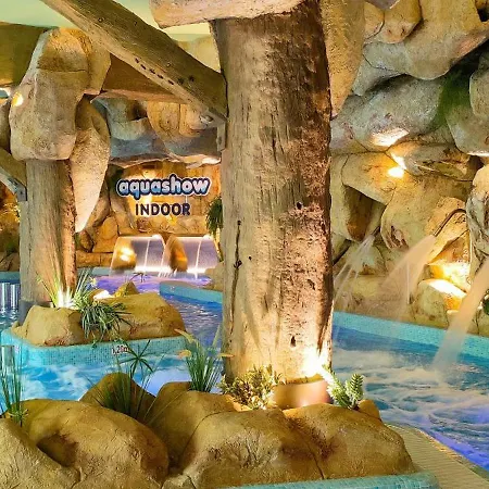 Hotel Aquashow Park