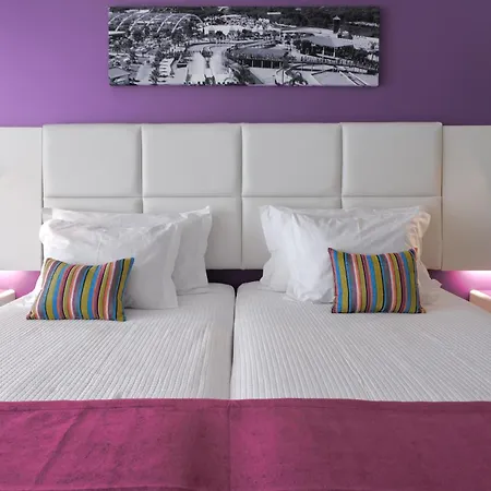 Aquashow Park Hotel 4*